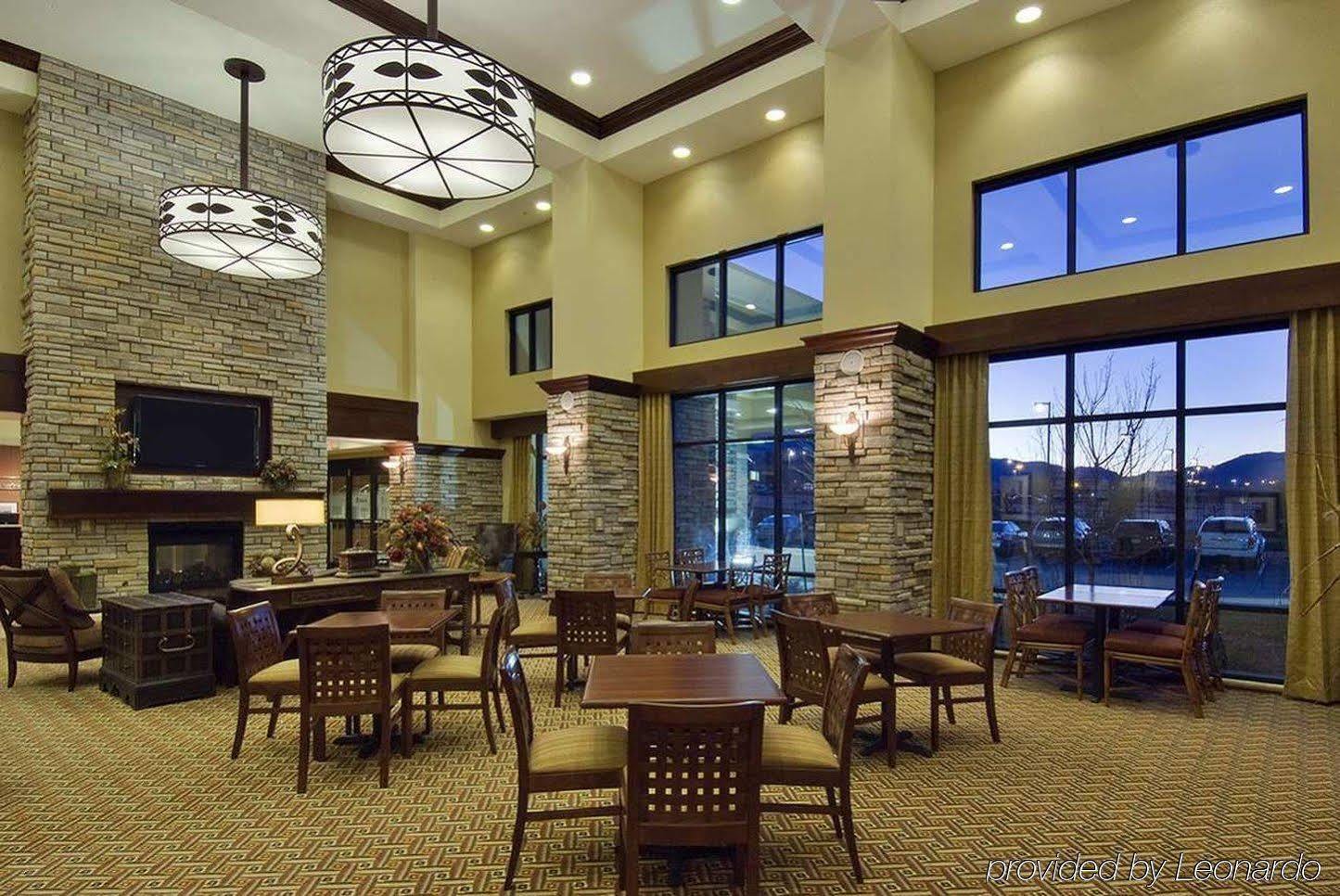 Hampton Inn & Suites Colorado Springs/I-25 South Restaurant photo